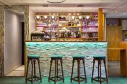 Bar | Fast hotel | Boisson